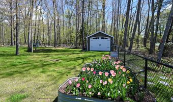 156 Congress St, Belfast, ME 04915