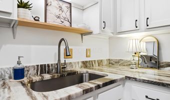 1295 Lake Shore Dr 206 B, Columbus, OH 43204