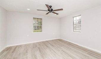 1649 FRONT St, Bogalusa, LA 70427