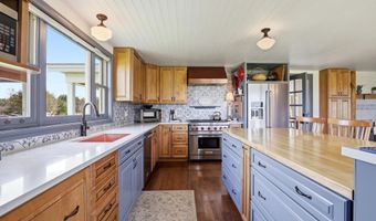 557 S Barnstead Rd, Barnstead, NH 03225