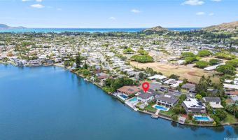 802 Pahumele Pl, Kailua, HI 96734