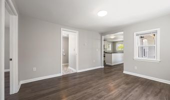 41 Parker St, Bangor, ME 04401