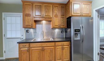 411 W Chestnut Ave, Arkansas City, KS 67005