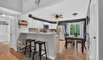 15510 Davis Dr, Addison, MI 49220