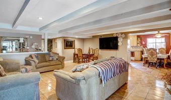 1147 Viewmont Dr, Escondido, CA 92027
