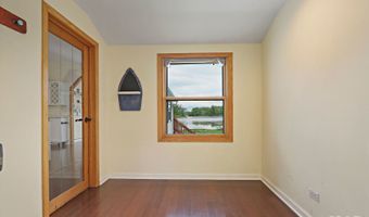 22719 W Silver Lake Ave, Antioch, IL 60002