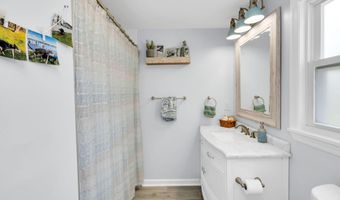238 Forepeak Ave, Beachwood, NJ 08722
