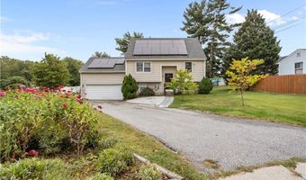 7 Jill Ct, East Providence, RI 02915