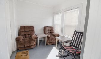 104 S Main St, Auburn, ME 04210