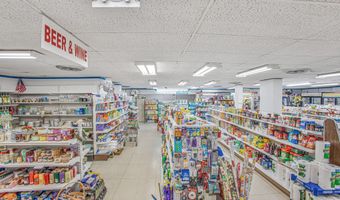 1200 N NASH St 211, Arlington, VA 22209