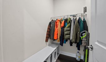 944 BENTGRASS Dr, Aberdeen, MD 21001