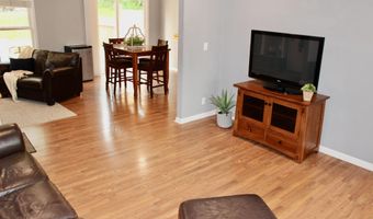 1323 Wisconsin Cir, Ames, IA 50014