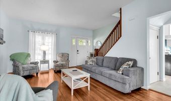 1748 Saint Clair River Dr, Algonac, MI 48001