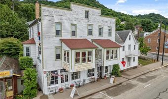 305 N Main St, Alma, WI 54610