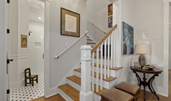 2 Tomlow Trce, Beaufort, SC 29906