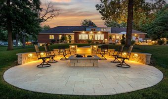301 22nd St NW, Austin, MN 55912