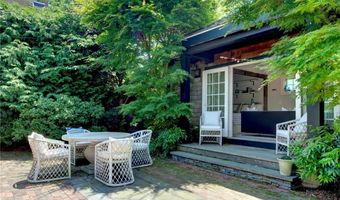 27 William St, Newport, RI 02840