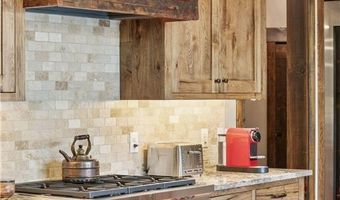1099 Indian Trl S, Afton, MN 55001