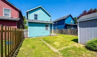 8465 S HOLLYHOCK St, Rockaway Beach, OR 97136