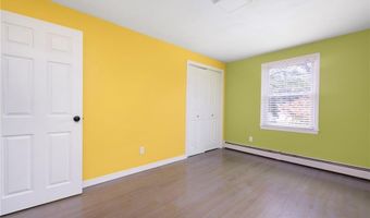 15 Laforge Dr, Coventry, RI 02816