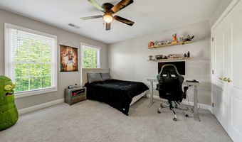 24168 SPRING MEADOW Cir, Aldie, VA 20105