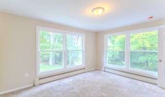 13 Wawayanda Rd, Alloway, NJ 07422