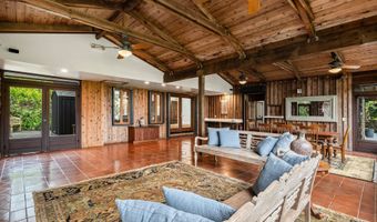 1055 Kaupakalua Rd, Haiku, HI 96708