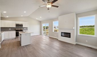 25115 Bluebird Cir, Adel, IA 50003