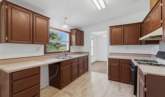 11575 Berry Bates Ln, Bentonville, AR 72712