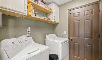 5080 Newpark Dr NW, Acworth, GA 30101