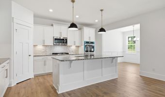 830 Winds Way, Aberdeen, NC 28315