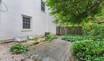 5121 BALTAN Rd, Bethesda, MD 20816