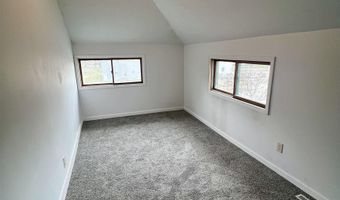 526 Hannah Ave, Alma, MI 48801