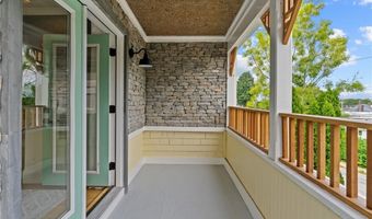 20 Summer St 2, Newport, RI 02840