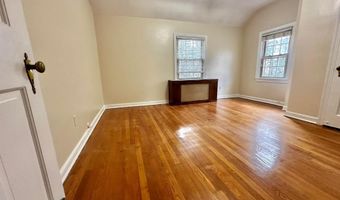 2701 13TH St S, Arlington, VA 22204