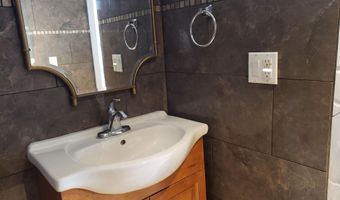 215 Aahi Pl, Kaunakakai, HI 96748