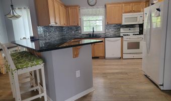959 W Maumee St 959 W Maumee A, Adrian, MI 49221