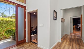 5762 Andasol Ave, Encino, CA 91316