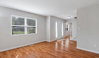 330 Whitehall Dr, Ballwin, MO 63021