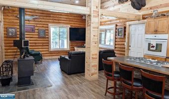 8854 River Dr, Angora, MN 55703