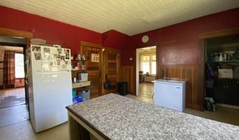 36 1st St, Bangor, ME 04401