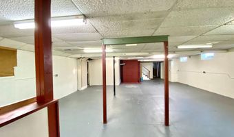 8 COMMONWEALTH Ave, Claymont, DE 19703