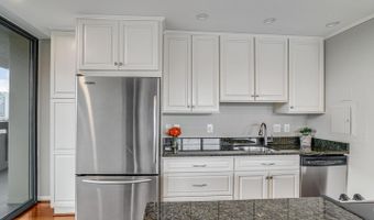 400 MADISON St #704, Alexandria, VA 22314