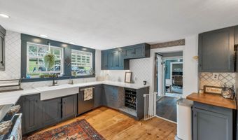 64 N Amherst Rd, Bedford, NH 03110
