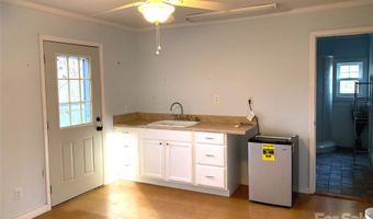 1051 Pee Dee Ave, Albemarle, NC 28001