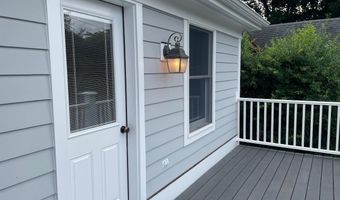 34 Suburban Ave, Cos Cob, CT 06807