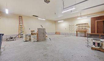 14 E Point Rd, Albrightsville, PA 18210