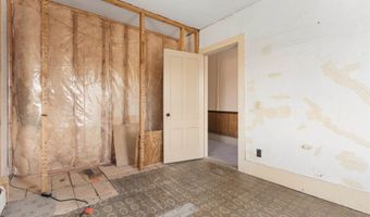 33 Bunker Hill Rd, Auburn, NH 03032