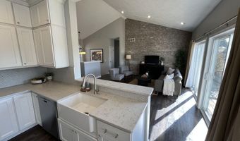 8866 Cascade Rd SE, Ada, MI 49301