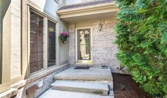 2734 Winter Garden Ct, Ann Arbor, MI 48105